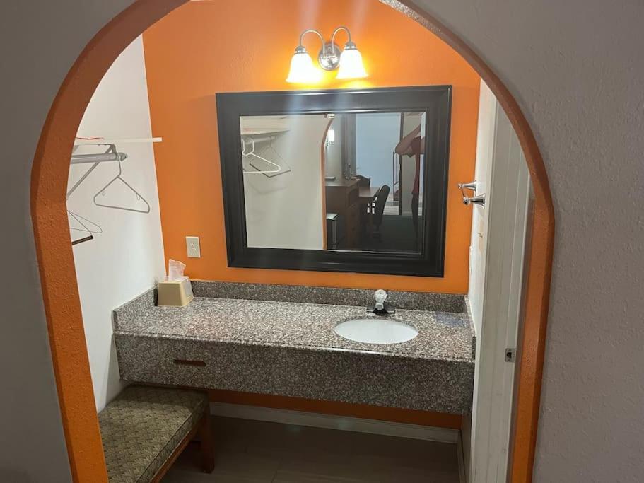 Hotel 2 Double Bed Studio 109 & Hot Tub Livingston Exterior foto